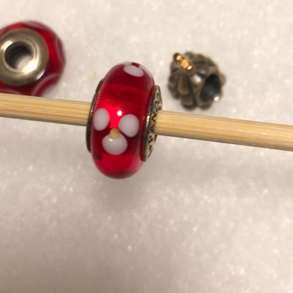Pandora Glass bead